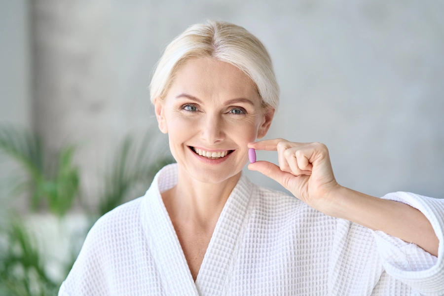 Quais são as melhores vitaminas para fortalecer o cabelo? Conheça as 5 principais
