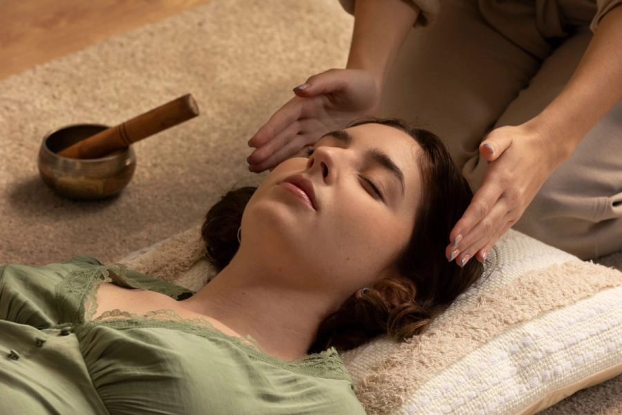 Descubra para que serve a Reiki terapia e se ela é indicada para você! 